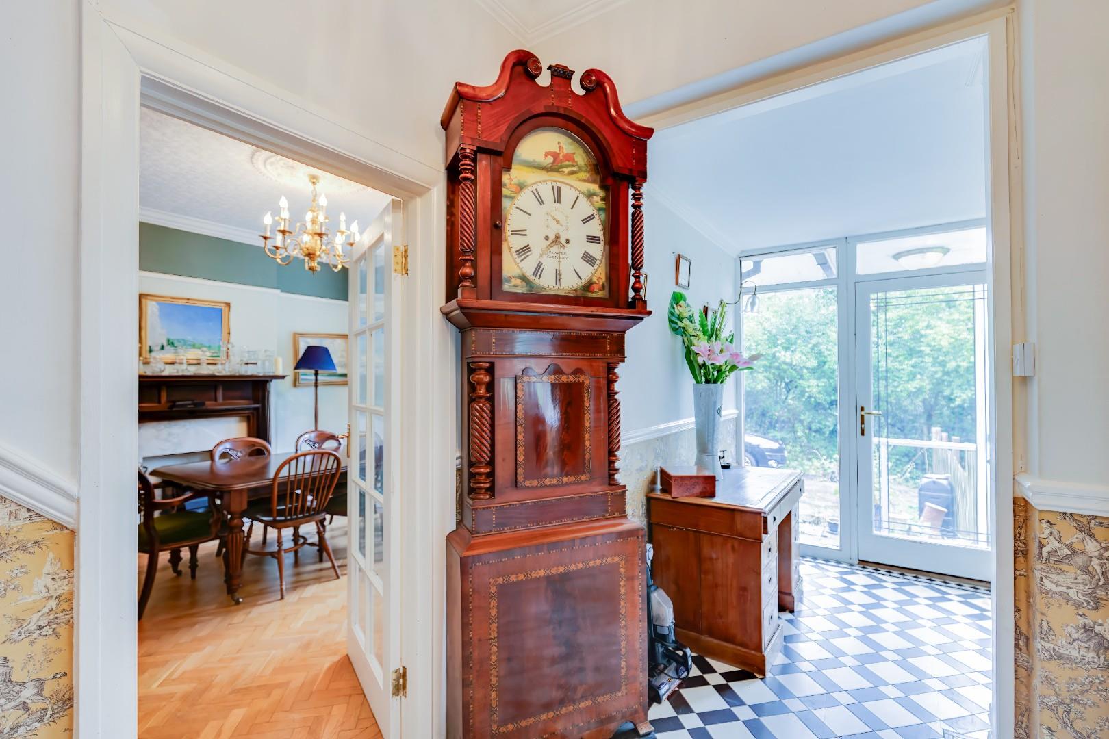Downside House, Cattery & Equestrian Facilities, Sully Road, Penarth, CF64 2TR